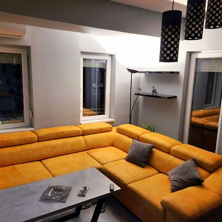 Future Apartments ▍Luxury ▍In The Heart Of Skopje ▍ Buitenkant foto