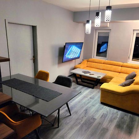 Future Apartments ▍Luxury ▍In The Heart Of Skopje ▍ Buitenkant foto